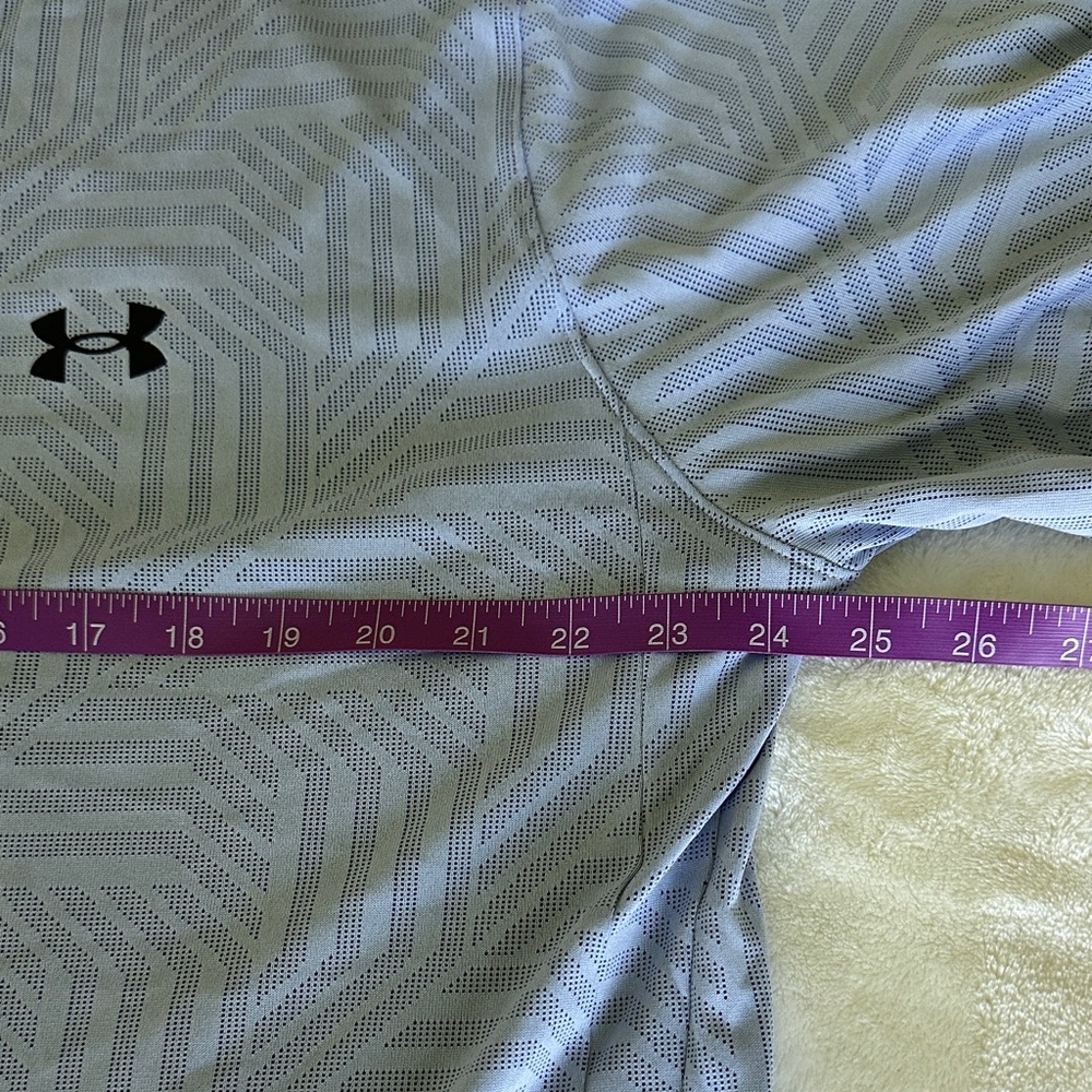 Under Armour Men's Light Blue Tee - Picture 5 of 6